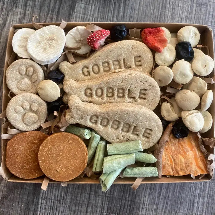 HOLIDAY TURKEY DINNER BOX