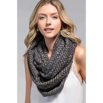 HERRINGBONE INFINITY SCARF