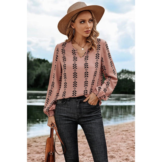 LOOSE FIT V-NECK PRINT IN RUST