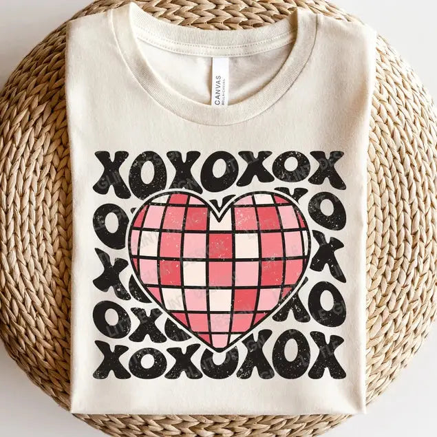 RETRO XOXO GRAPHIC TEE
